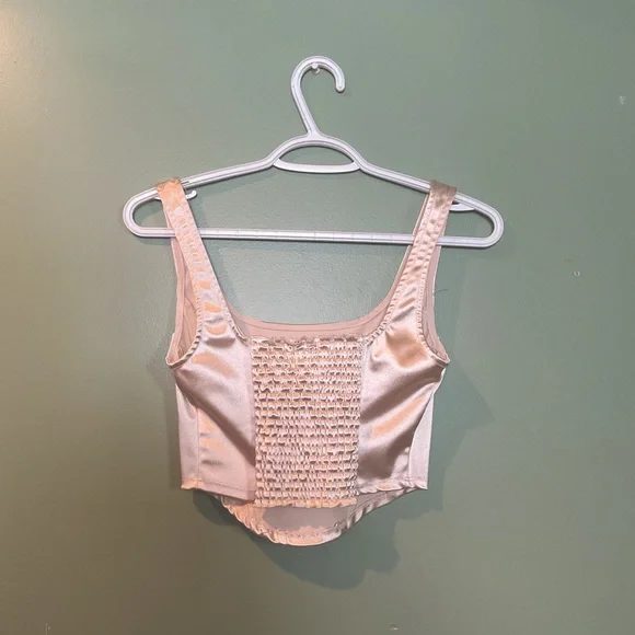 Shiny Cropped Tank Beige - Picture 2 of 2